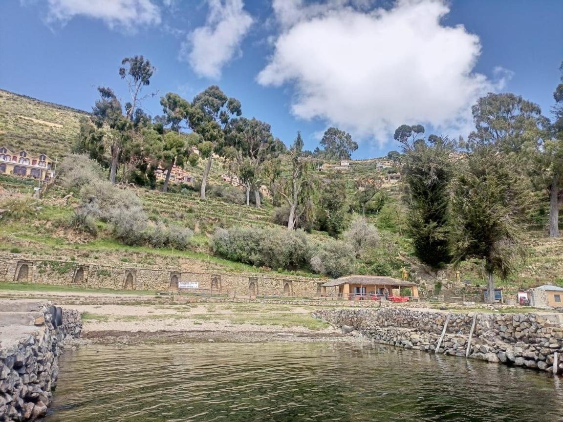 Hostal Inca Uma Comunidad Yumani Екстер'єр фото